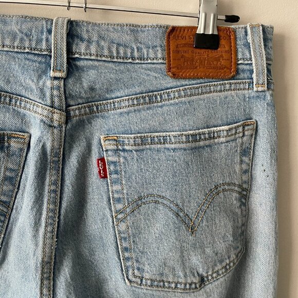 Levi's Wedgie Icon Fit Frayed Hem Button-Fly High Rise Cropped Jeans Blue 28 - Picture 8 of 11